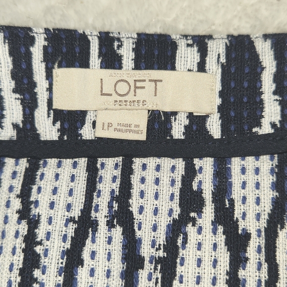 LOFT MINI SKIRT WOMENS SIZE L PETITE NAVY AND WHITE COLOR - Picture 3 of 12